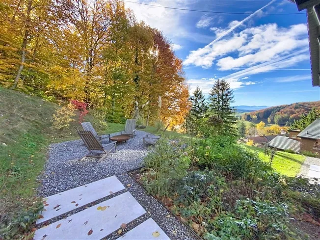 Prächtiges Haus in der Natur – Foto 16 von 20