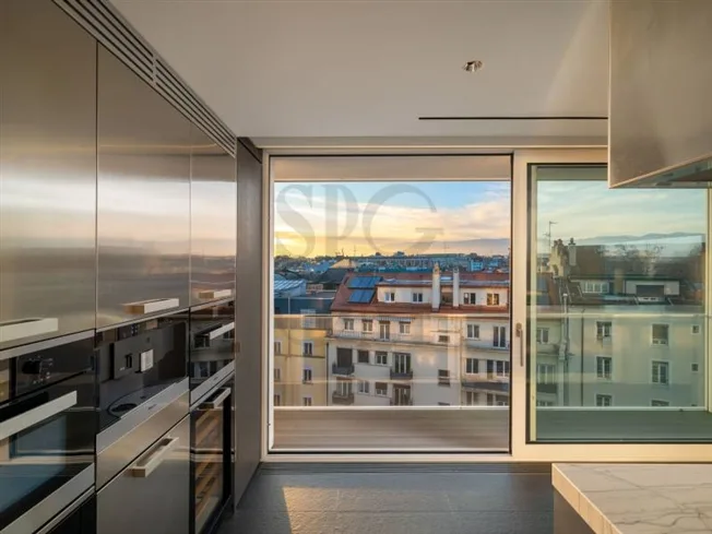 10 Zimmer Wohnung in Genève – Foto 6 von 12