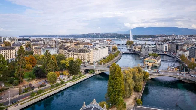 7 Zimmer Wohnung in Genève – Foto 13 von 13