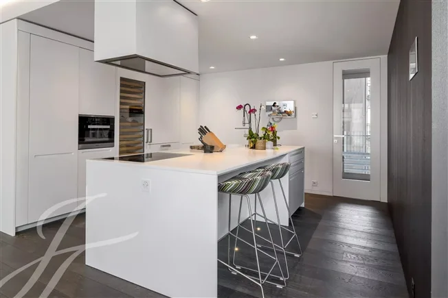 6 Zimmer Wohnung in Genève – Foto 4 von 13