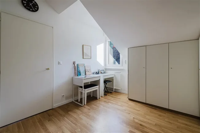 5 Zimmer Wohnung in Genève – Foto 8 von 11