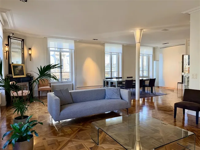 14 Zimmer Einfamilienhaus in Genève – photo 2 sur 14