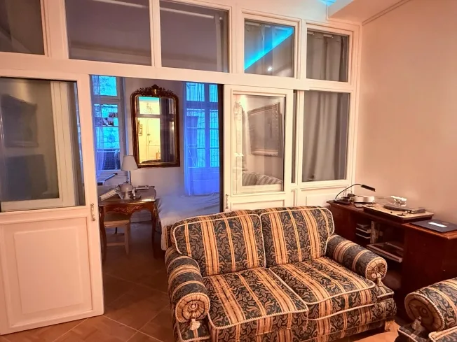 3 Zimmer möbl. Wohnobjekt in Genève – Foto 4 von 12