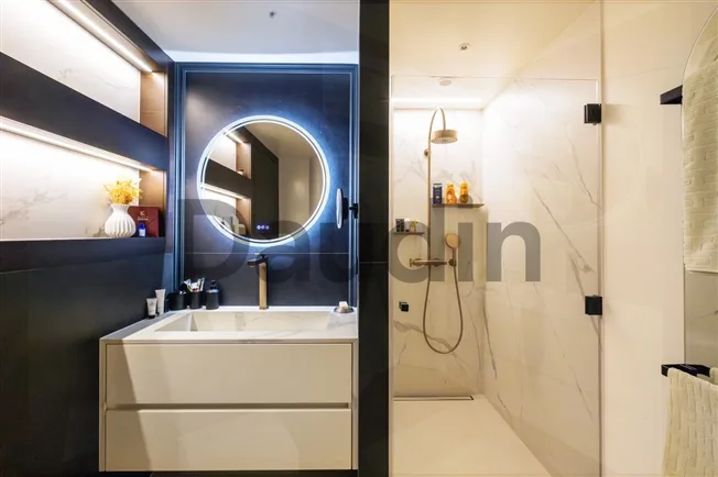 9 Zimmer Wohnung in Genève – Foto 10 von 12