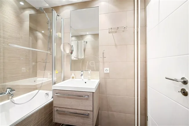 8 Zimmer Wohnung in Genève – photo 15 sur 20