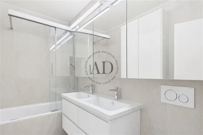8 Zimmer Wohnung in Genève – Foto 5 von 8