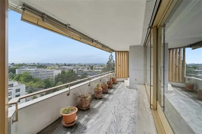Magnificent duplex in a prestigious building – photo 3 of 13