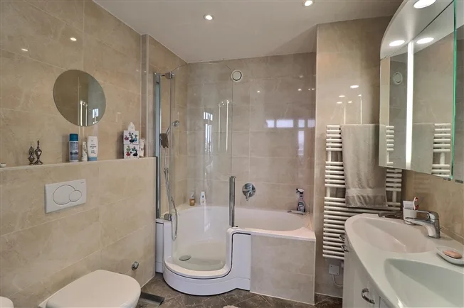3.5 Zimmer Wohnung in Genève – Foto 10 von 13