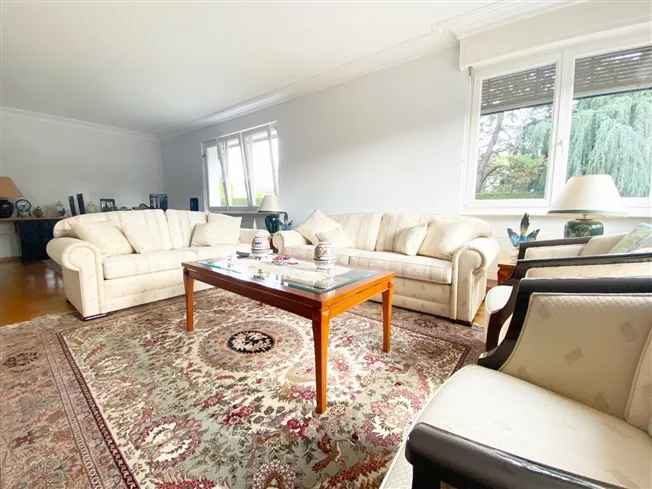 6 Zimmer Einfamilienhaus in Cointrin – foto 4 di 8