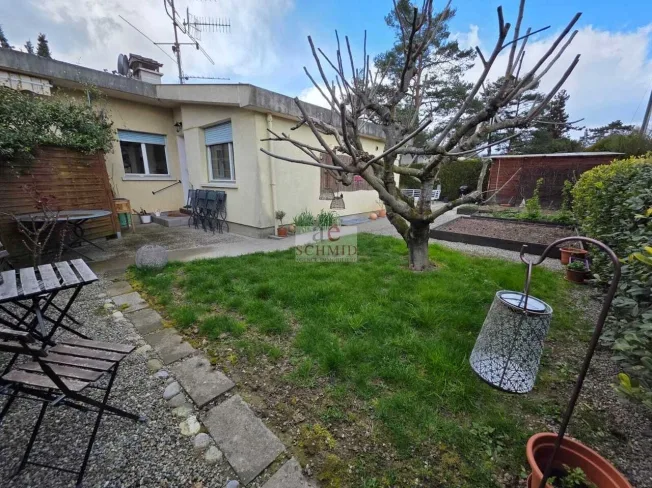 7 Zimmer Reihenfamilienhaus in Meyrin – Foto 3 von 3