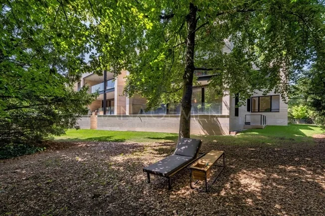 9 Zimmer Wohnung in Chêne-Bougeries – Foto 8 von 16