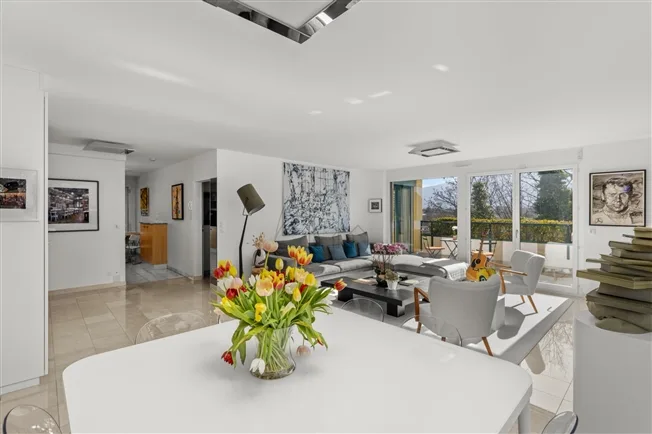 6 Zimmer Attikawohnung in Chêne-Bourg – Foto 2 von 7