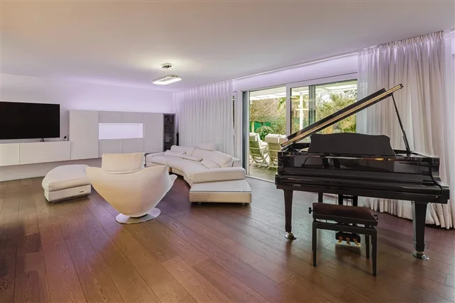 7 Zimmer Villa in Thônex – foto 2 di 20