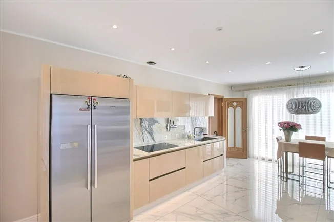 11 Zimmer Reihenfamilienhaus in Conches – Foto 6 von 17