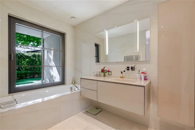11 Zimmer Einfamilienhaus in Conches – Foto 5 von 6