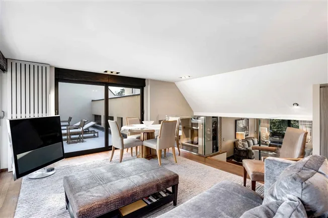 5 Zimmer Attikawohnung in Conches – Foto 4 von 8