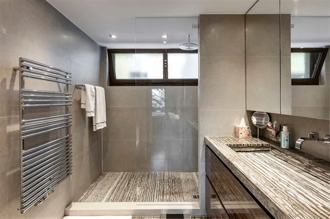 5 Zimmer Attikawohnung in Conches – Foto 8 von 8