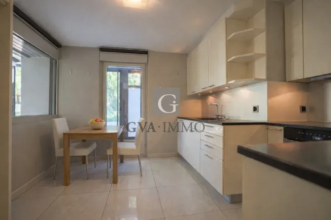 6 Zimmer Wohnung in Conches – Foto 3 von 11