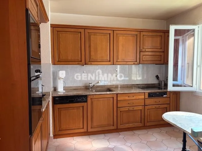 6 Zimmer Wohnung in Bernex – Foto 2 von 2