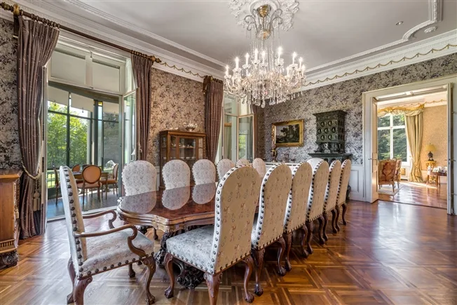 12 Zimmer Schloss in Vessy – photo 8 of 20