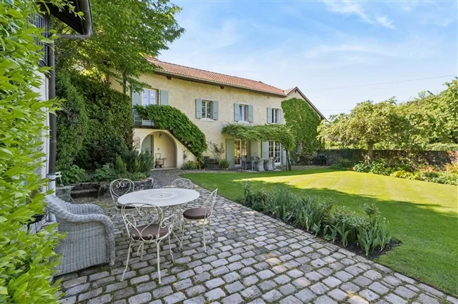 13.5 Zimmer Einfamilienhaus, 1243 Presinge