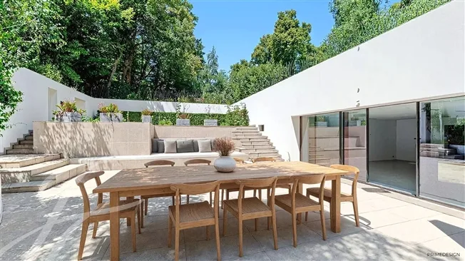 10 Zimmer Einfamilienhaus in Vandoeuvres – photo 11 of 13