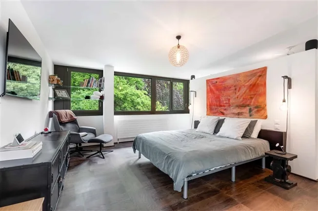 Urban and contemporary loft, rare for sale! – photo 17 of 22
