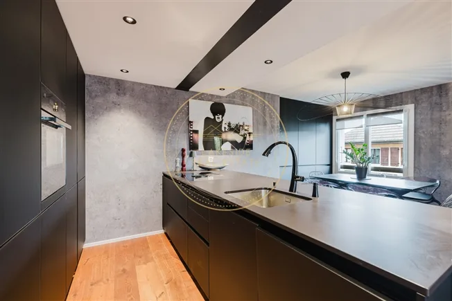 Superbe duplex entièrement rénové – Foto 11 von 15