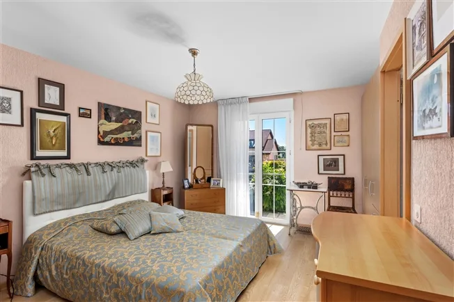 5.5 Zimmer Villa in Vich-Coinsins – Foto 6 von 13