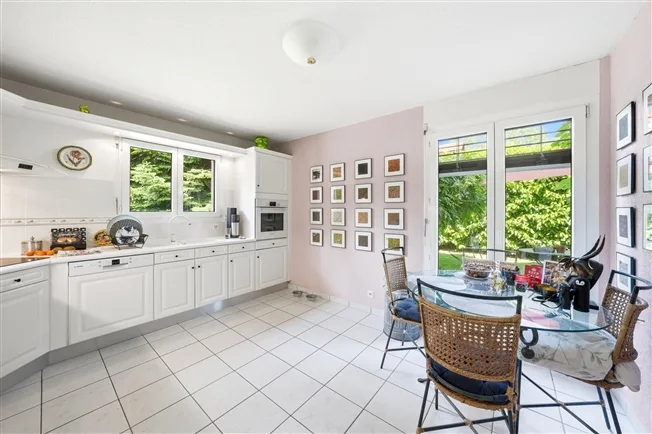 5.5 Zimmer Reihenfamilienhaus in Trélex – foto 2 di 5