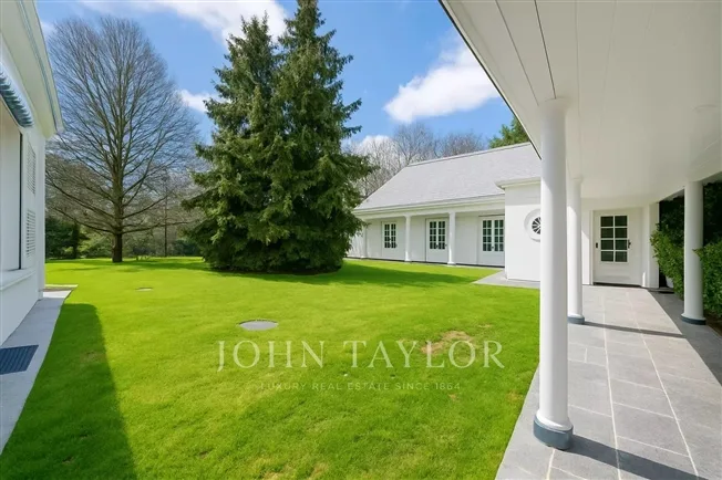 26 Zimmer Einfamilienhaus in Givrins – photo 15 sur 16
