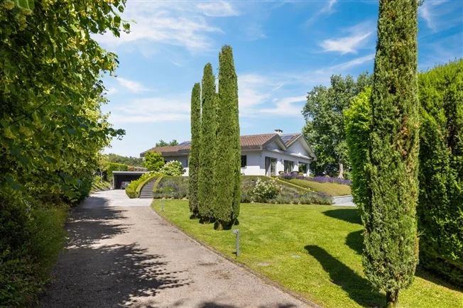 6 Zimmer Villa in Genolier – foto 11 di 12