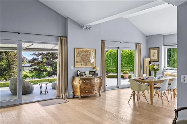 6 Zimmer Villa in Genolier – foto 6 di 12