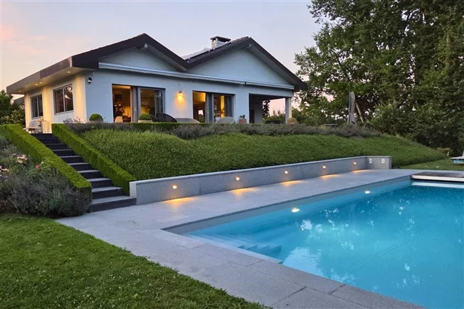 6 Zimmer Villa in Genolier – foto 12 di 12