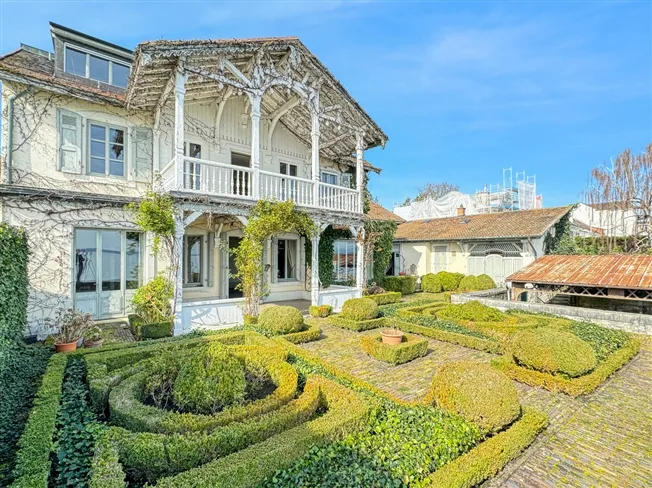 18 Zimmer Einfamilienhaus, 1290 Versoix