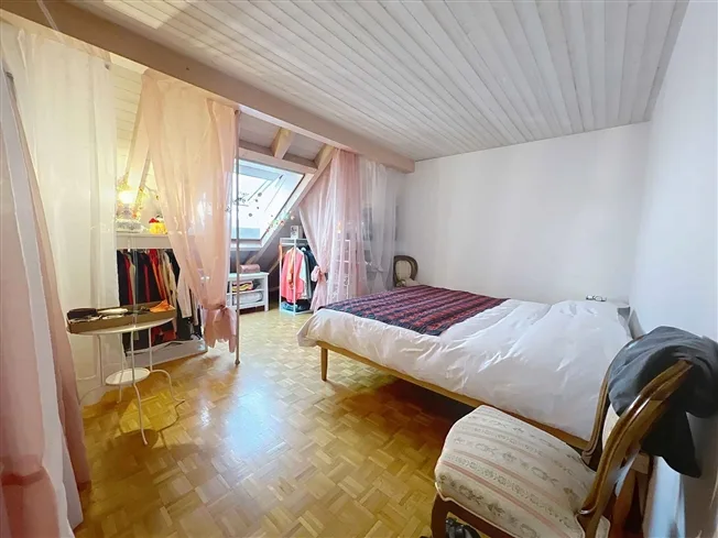 Angenehmes helles Apartment mit Duplex – Foto 4 von 8