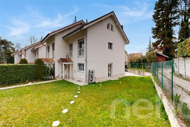 5 Zimmer Reihenfamilienhaus in Mies – Foto 3 von 11