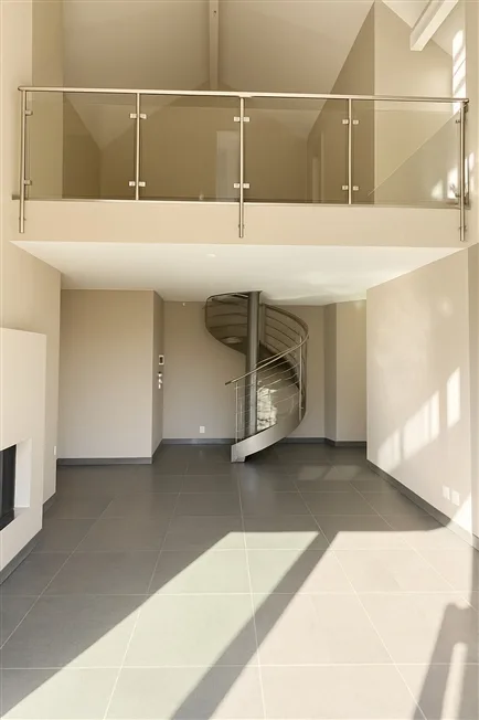 4 Zimmer Attikawohnung in Mies – Foto 5 von 10