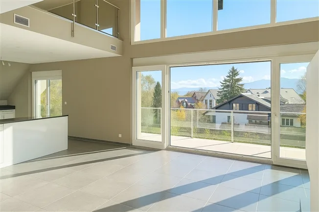 4 Zimmer Attikawohnung in Mies – Foto 3 von 10