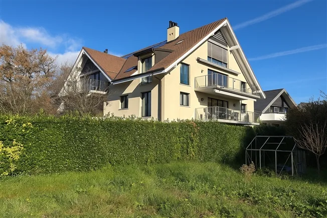 4 Zimmer Attikawohnung in Mies – Foto 2 von 10