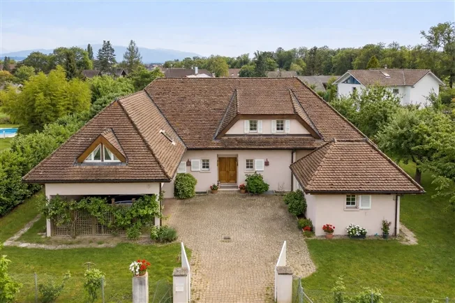 8 Zimmer Einfamilienhaus, 1295 Tannay