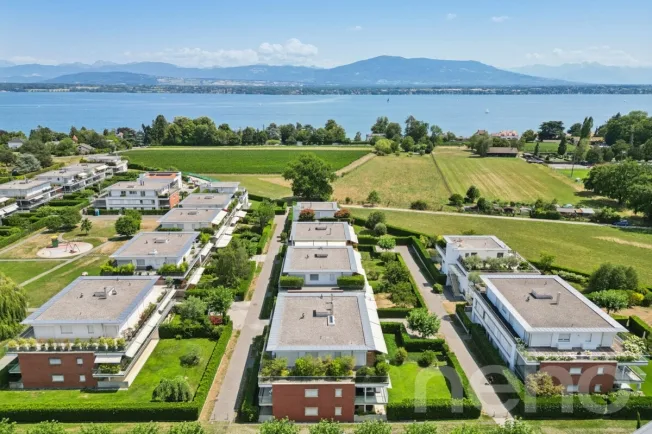 5 Zimmer Wohnung, 1296 Coppet