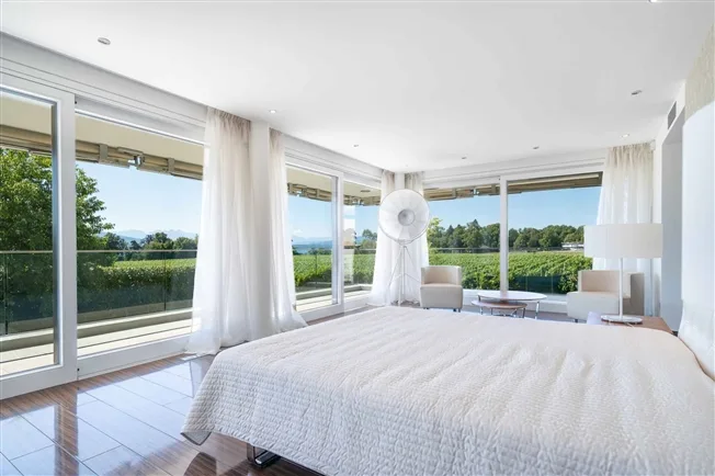 14 Zimmer Einfamilienhaus in Coppet – photo 8 sur 13