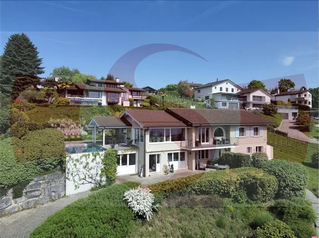 8 Zimmer Einfamilienhaus in Crans-près-Céligny – Foto 3 von 15
