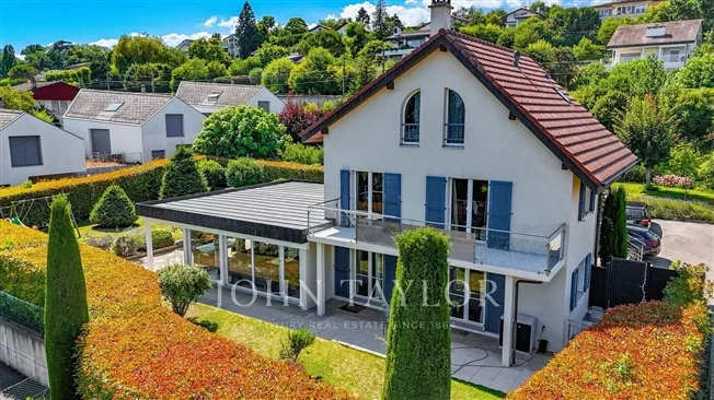 6.5 Zimmer Einfamilienhaus in Crans-près-Céligny – photo 2 sur 17