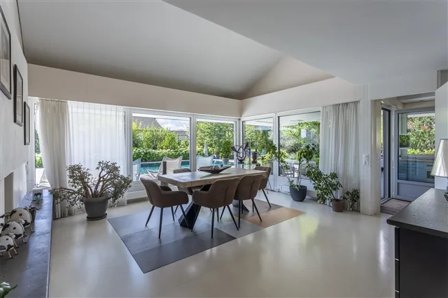 8 Zimmer Einfamilienhaus in Crans-près-Céligny – foto 8 di 16
