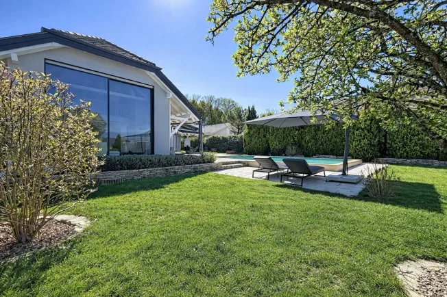 7.5 Zimmer Villa, 1303 Penthaz