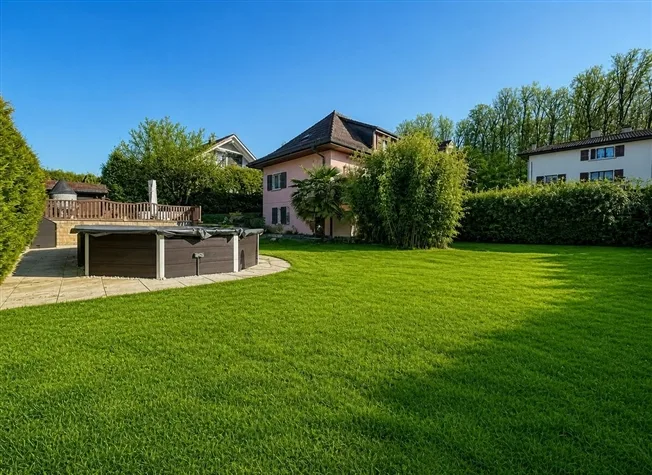 8.5 Zimmer Einfamilienhaus, 1303 Penthaz