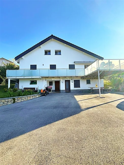 6 Zimmer Einfamilienhaus, 1305 Penthalaz