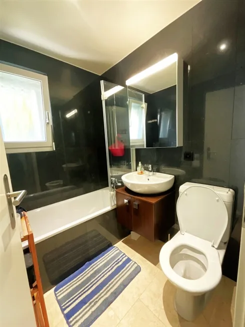 6 Zimmer Einfamilienhaus in Penthalaz – photo 9 of 13
